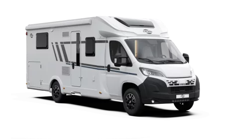 puoli-integroitu matkailuauto